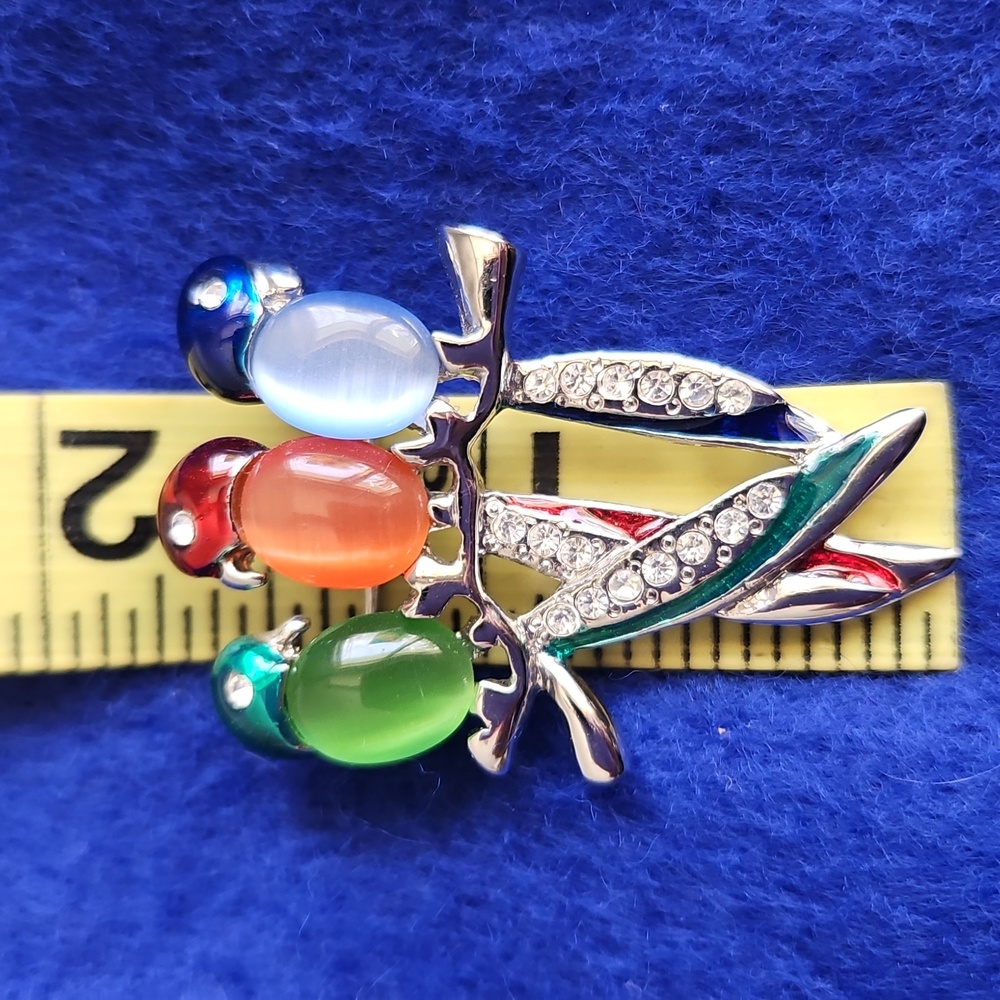 Vintage Jelly Belly And Rhinestones Parrots On A Branch Brooch Silvertone EUC - Picture 6 of 7